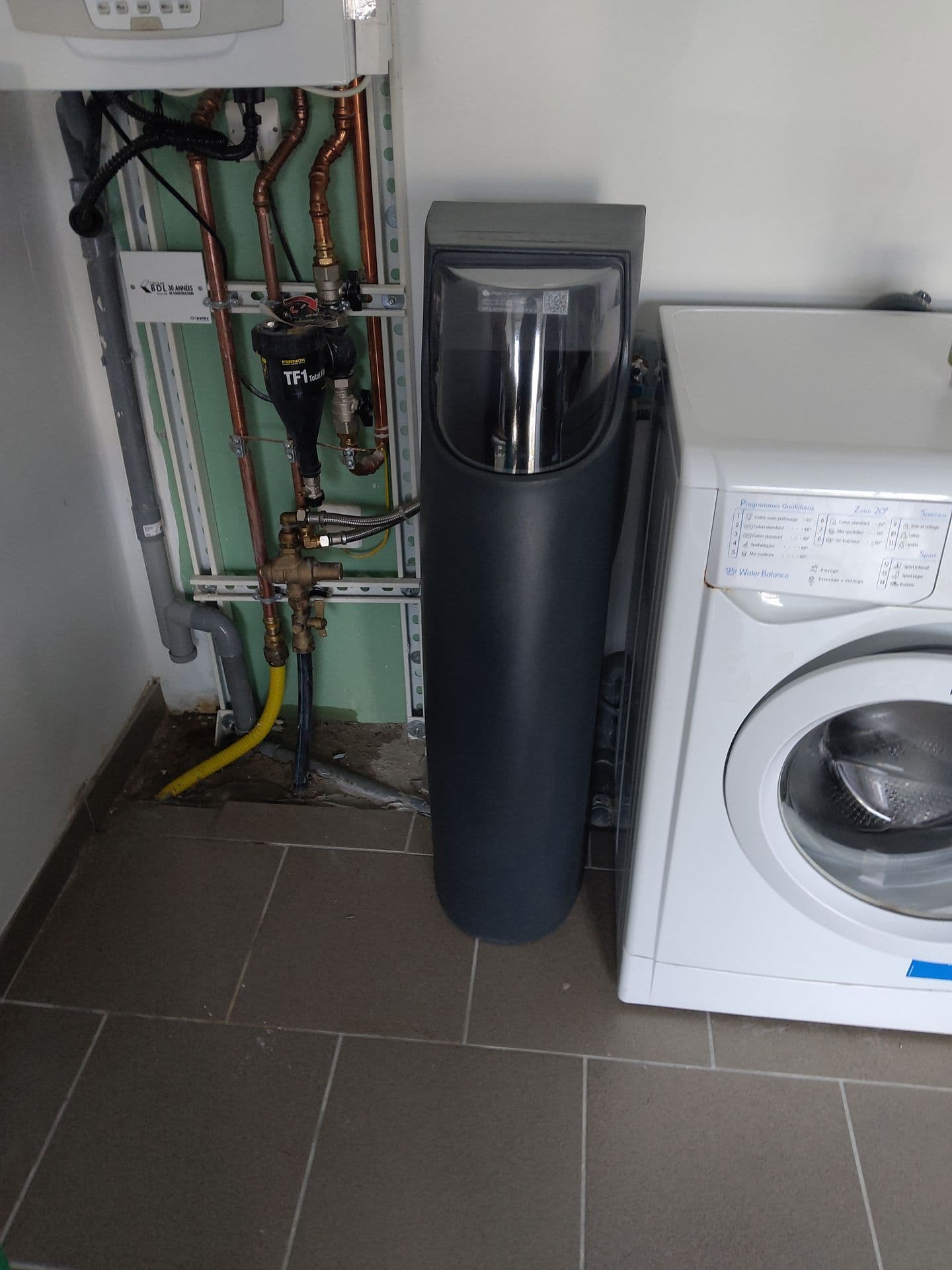 Installation 100 BL + machine à laver