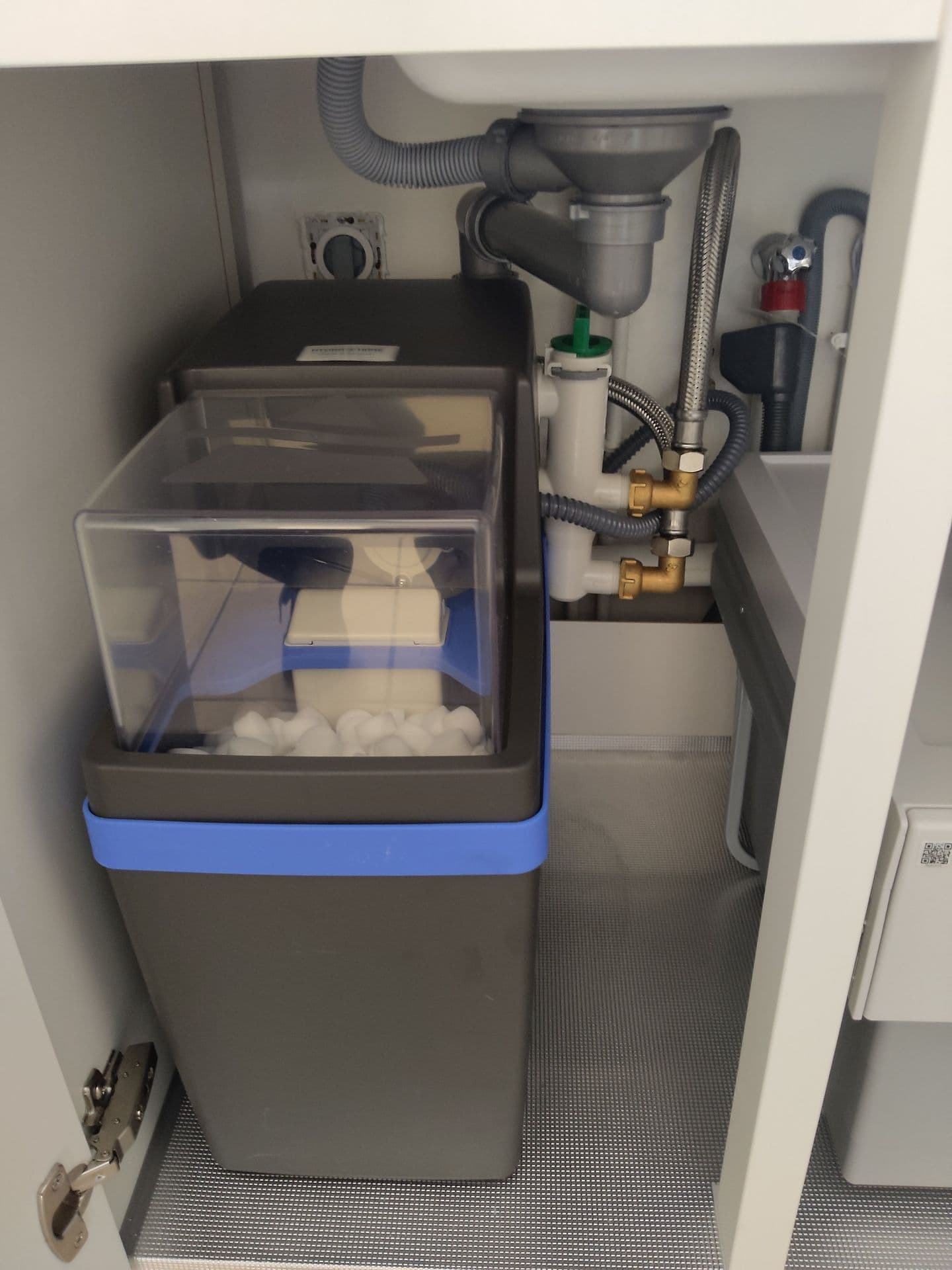 Installation 100M sous évier