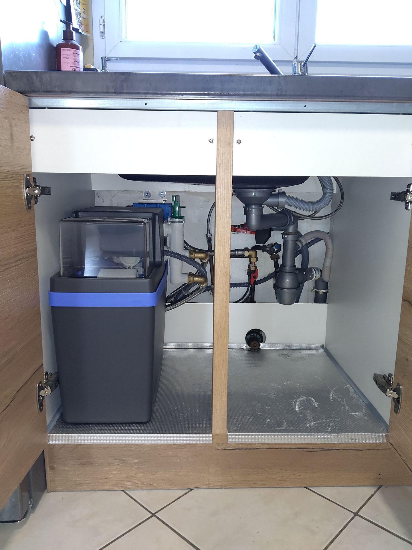 Installation adoucisseur 100 M sous évier