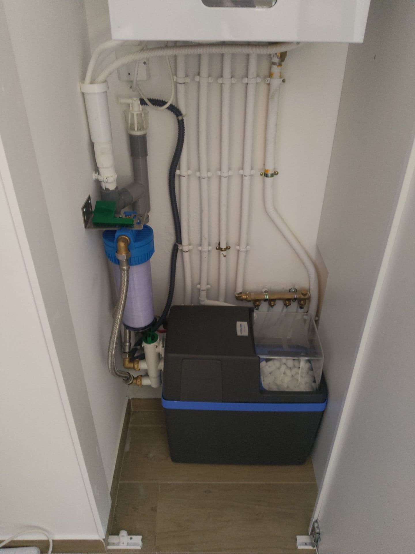 Installation adoucisseur d'eau 100M