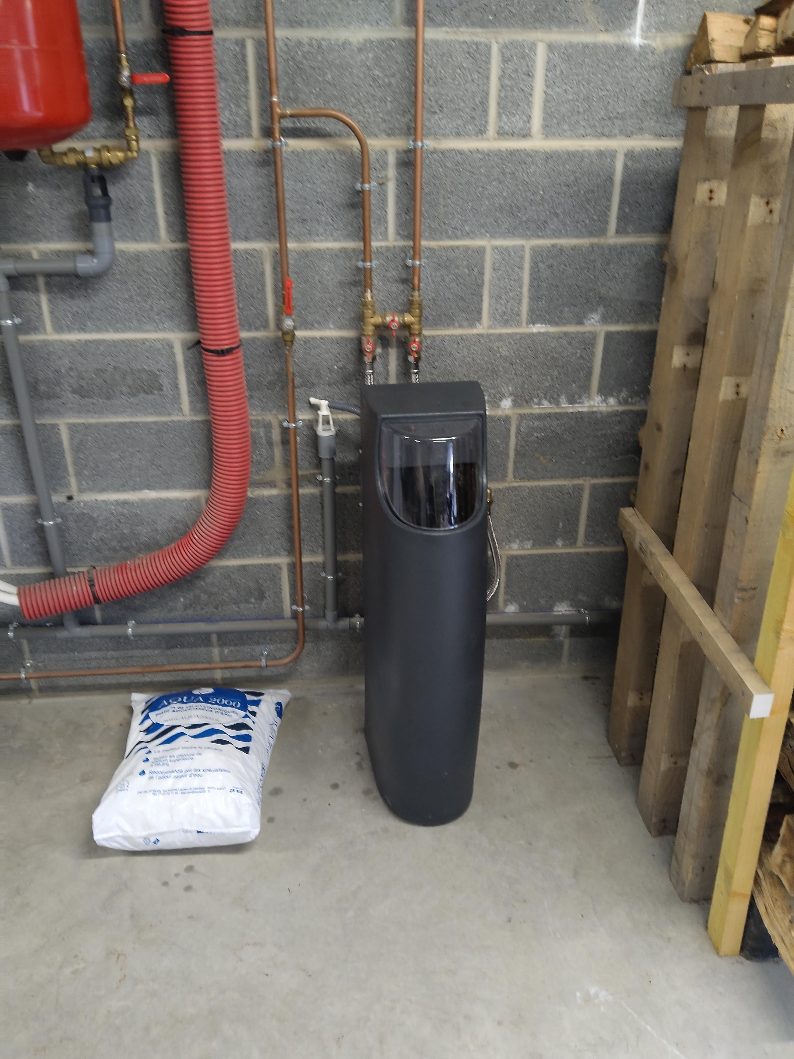 Adoucisseur d'eau 100BL installé en cave