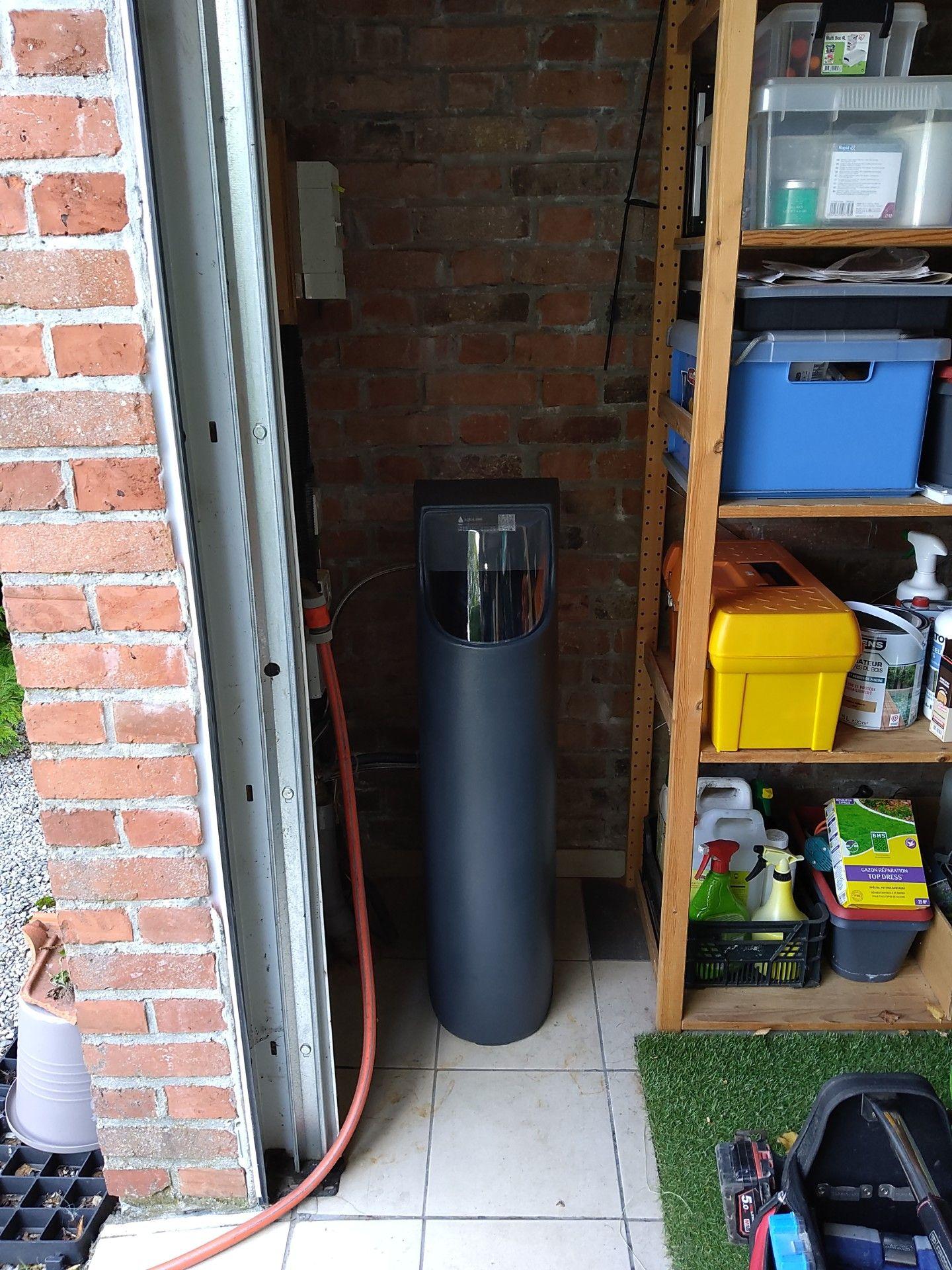 Adoucisseur 100 BL dans un garage