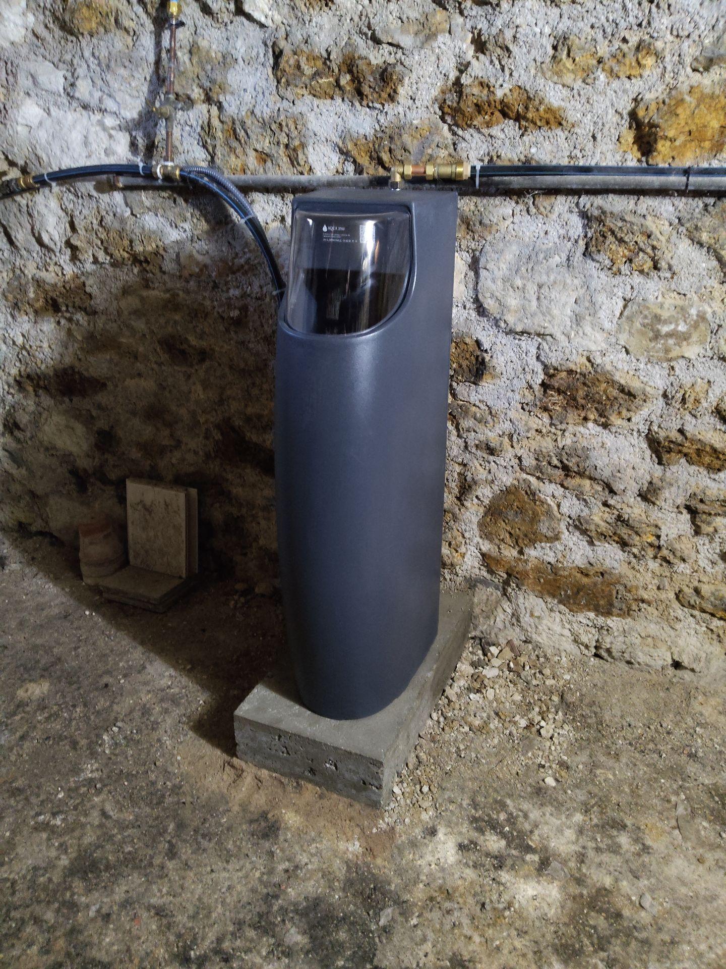 Installation adoucisseur 100 BL dans cave